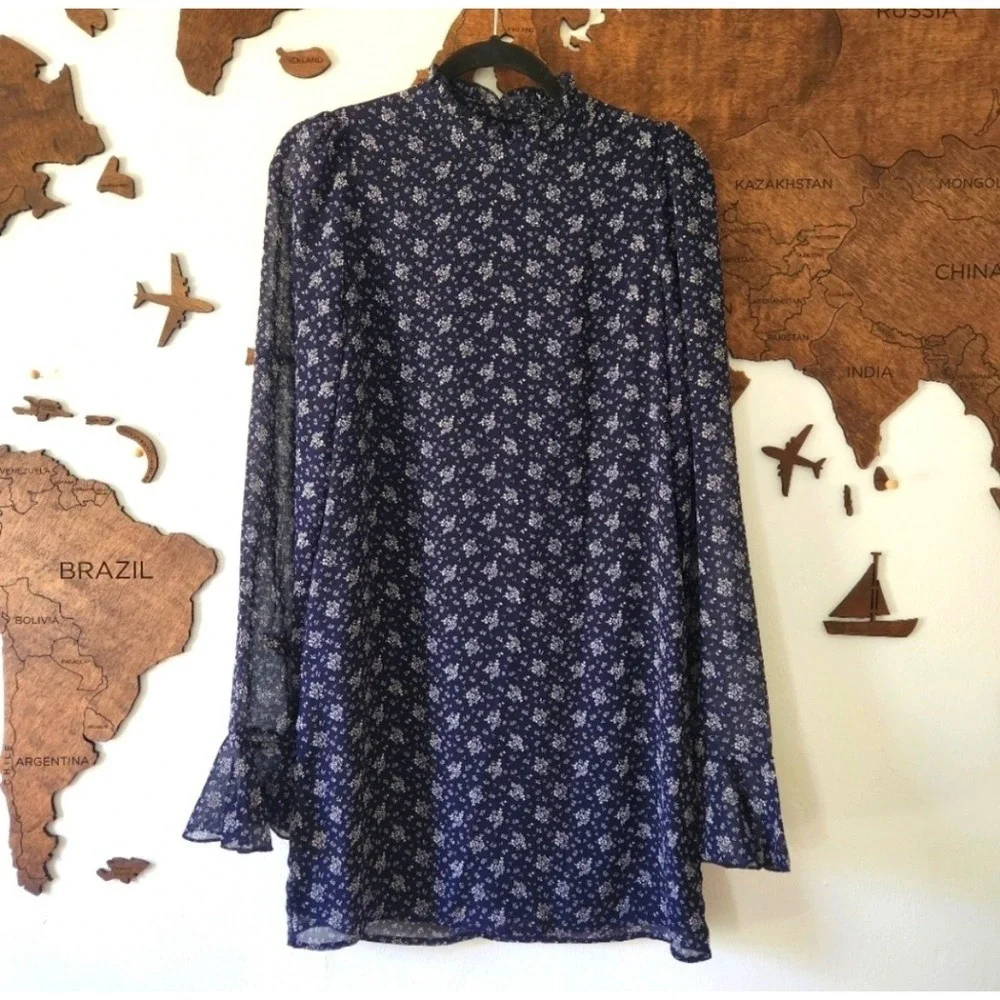 NWT Line + Dot Navy Blue Floral Flowy Chiffon Mini Dress with Mock Neck Size M